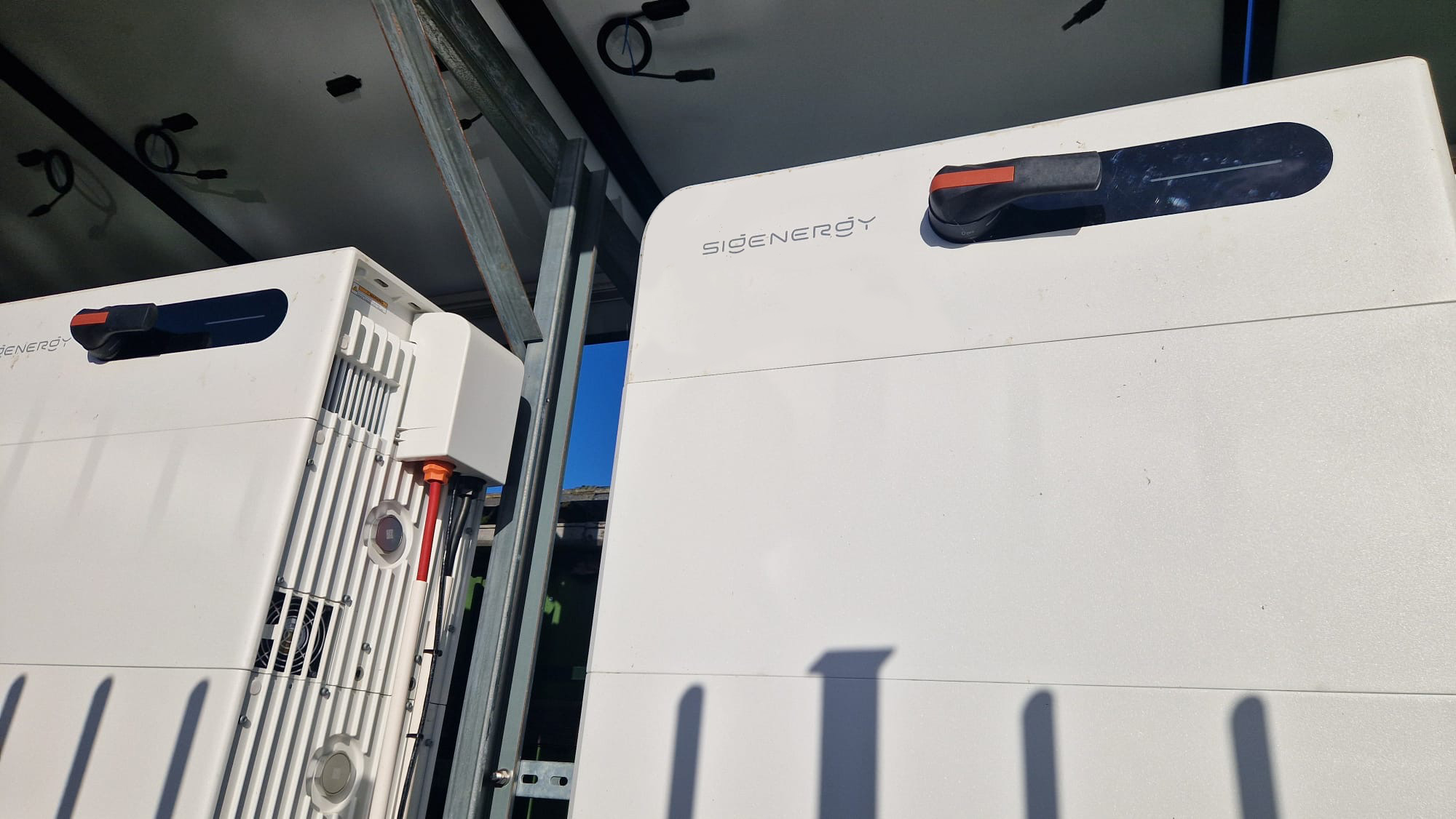 Energieopslag met batterijen voor particulieren en bedrijven van Terazon uit Doetinchem